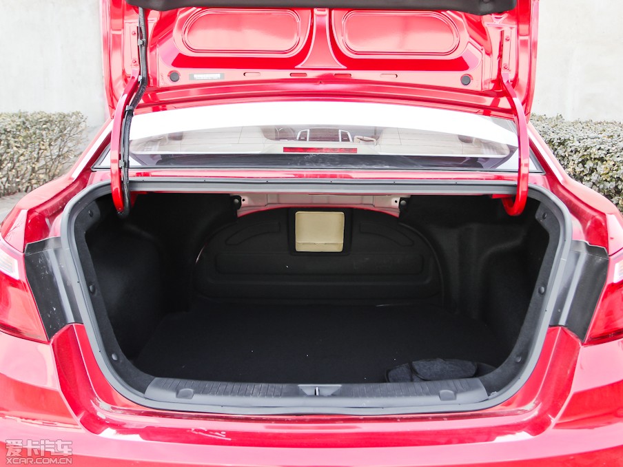 2012݄(dng) 1.6L ք(dng)A