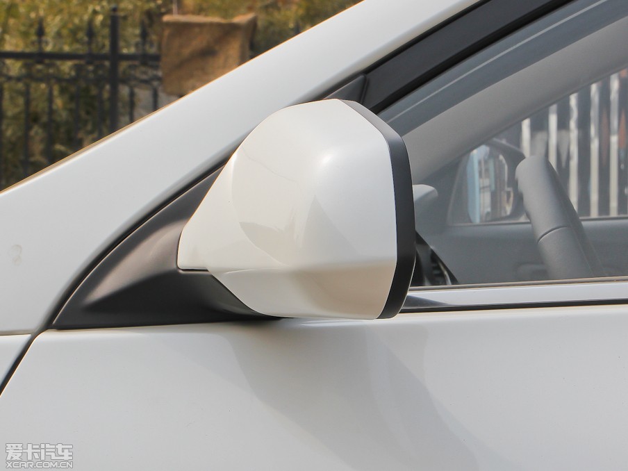 2012݄(dng) 1.6L Ԅ(dng)A