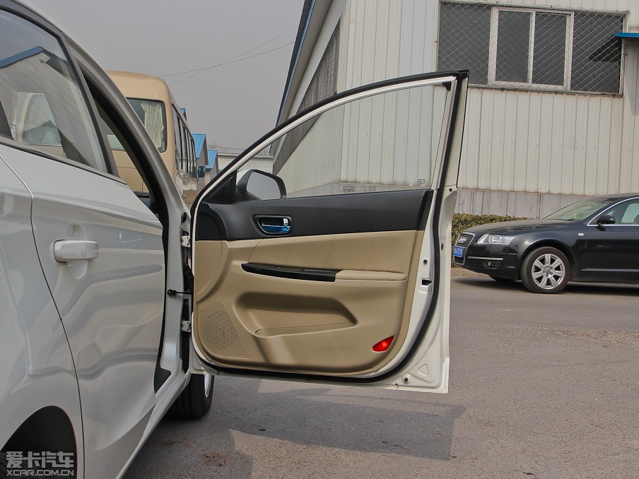 2012݄(dng) 1.6L Ԅ(dng)A