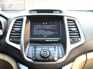 2012款1.6L 手动尊贵版 空调出风口