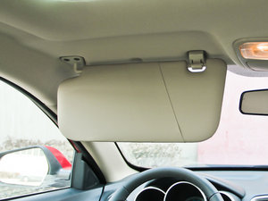 2012款1.6L 自动尊贵版 空间座椅
