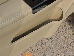 20121.6L Ԅ(dng)A ǰT(mn)(ch)g