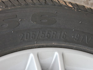 2012款1.6L 自动豪华版 细节外观
