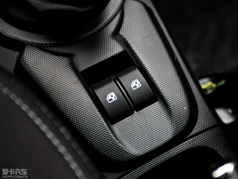 2012���MINI 