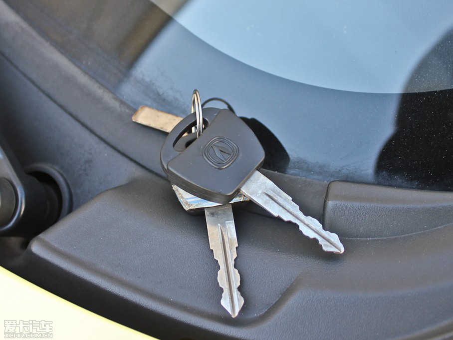 2012���MINI 1.0L �ք��H���