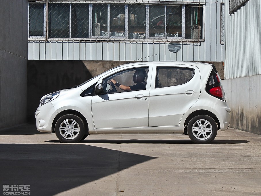 2012���MINI 1.0L �քӕr�а�