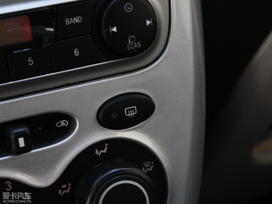 2012���MINI 1.0L �քӕr�а�