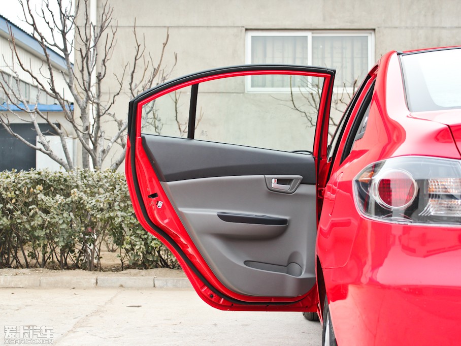 2012��� ���� 1.5L �քӺ��A��