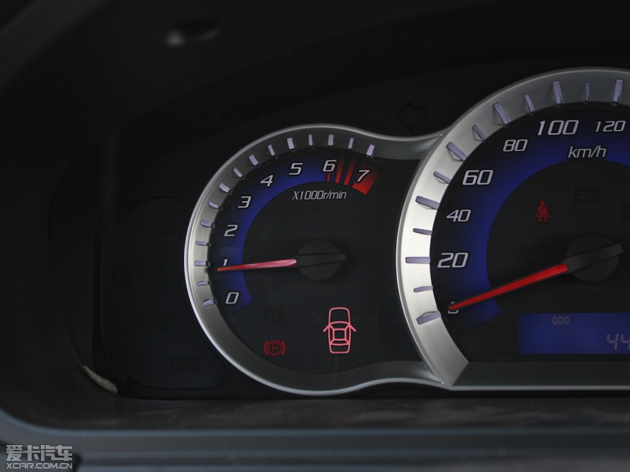 2012���L��CX30���� 1.6L �քӺ��A��