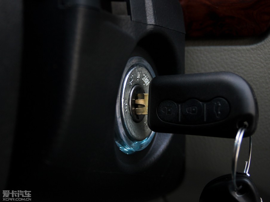 2012L(zhng)CX30 1.6L ք(dng)A