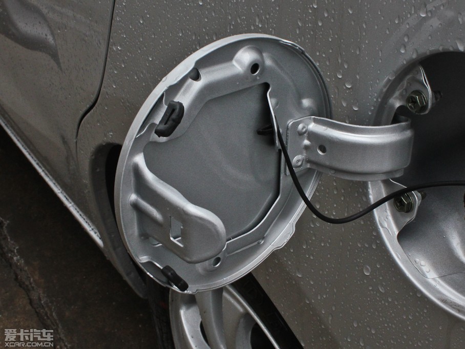 2012���V3 1.3L ���A��