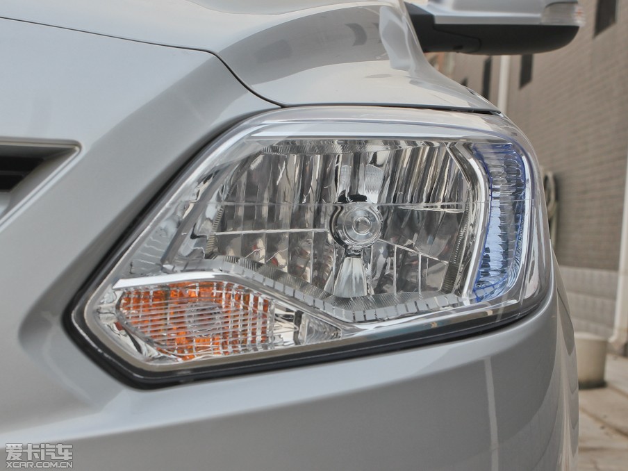 2012���V3 1.3L ���m��