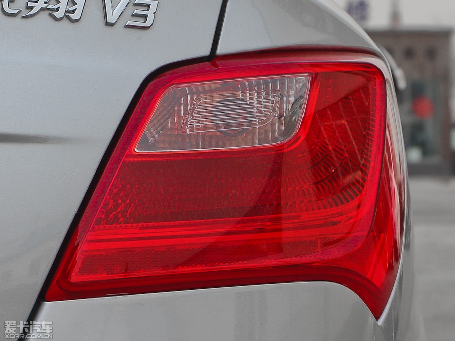 2012���V3 1.3L ���m��