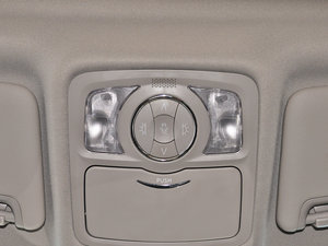 2013款1.8T 自动领航版 中控区