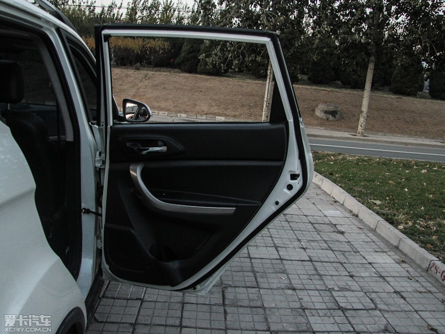 2012���L��CS35 1.6L �քӺ��A��