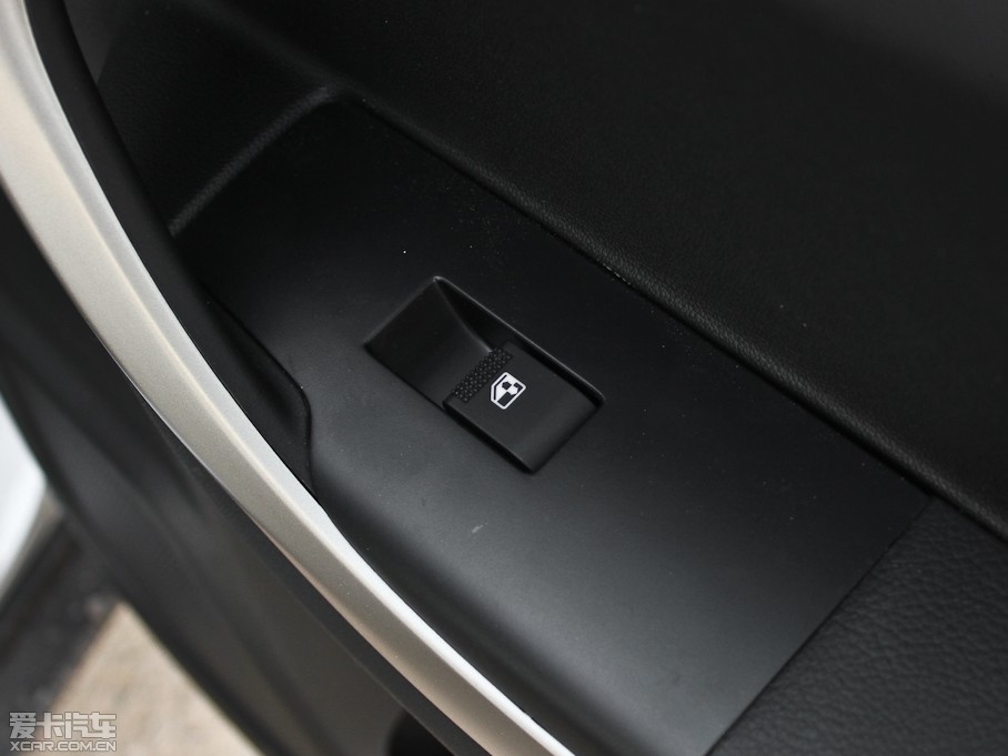 2012LCS35 1.6L քӺA