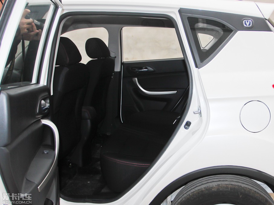 2012���L��CS35 1.6L �ք����m��