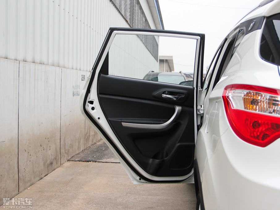 2012���L��CS35 1.6L �ք����m��