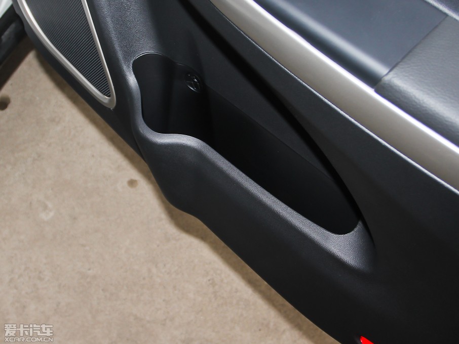 2012���L��CS35 1.6L �ք����m��