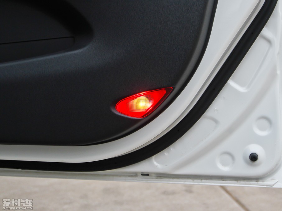 2012���L��CS35 1.6L �ք����m��