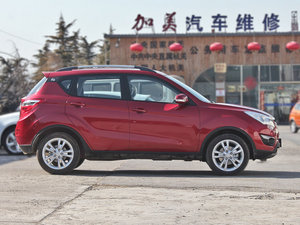 2012款1.6L 手动豪华版 整体外观