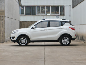 2012款1.6L 手动舒适版 正侧（左）