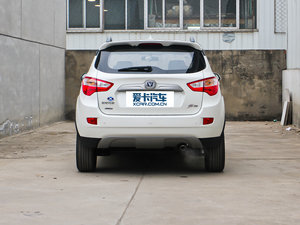 2012款1.6L 手动舒适版 正后	