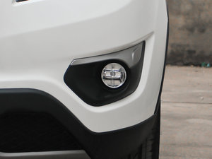2012款1.6L 手动舒适版 前雾灯