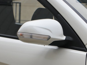 2012款1.6L 手动舒适版 细节外观