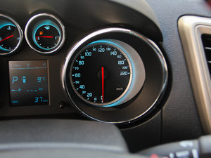 2012款1.6L 自动豪华版 中控区