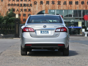 2012款1.5L 手动梦幻版 正后	