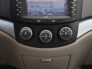 2012款1.5L 自动运动版 空调调节