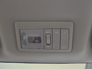 2012款1.5L 手动运动版 空间座椅