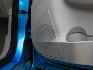2012款1.5L 手动梦幻版 中控区