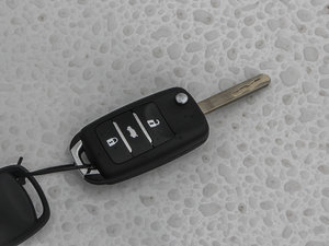 2013款1.6L 手动俊酷版 车钥匙