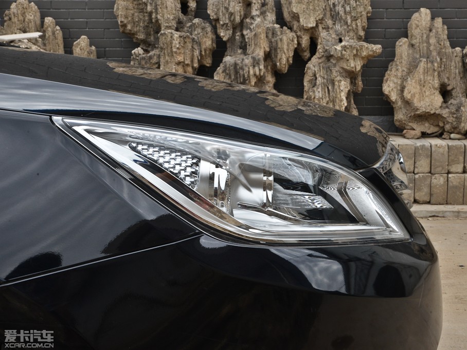 2013���݄� 1.6L �ԄӺ��A�� ��V