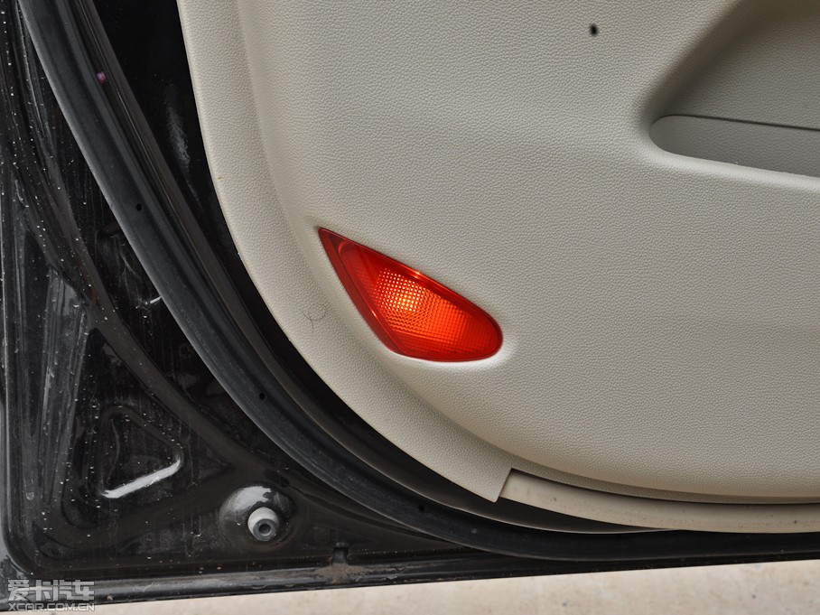 2013݄(dng) 1.6L ք(dng)A V