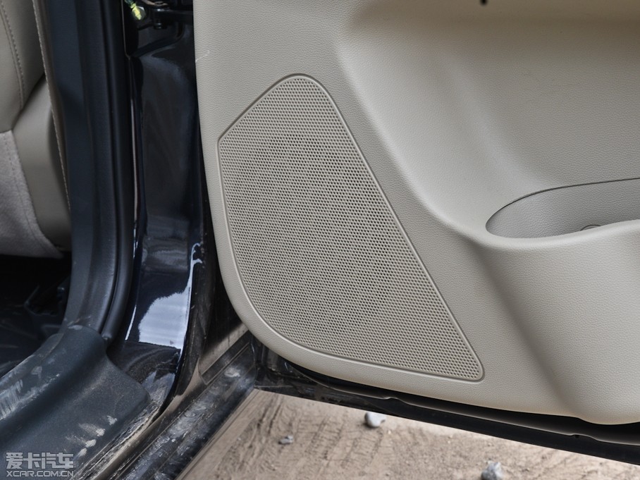 2013���݄� 1.6L �քӺ��A�� ��V