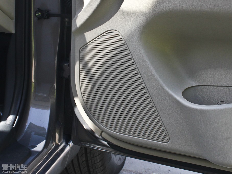 2013���݄� 1.6L �ԄӾ�Ӣ�� ��V