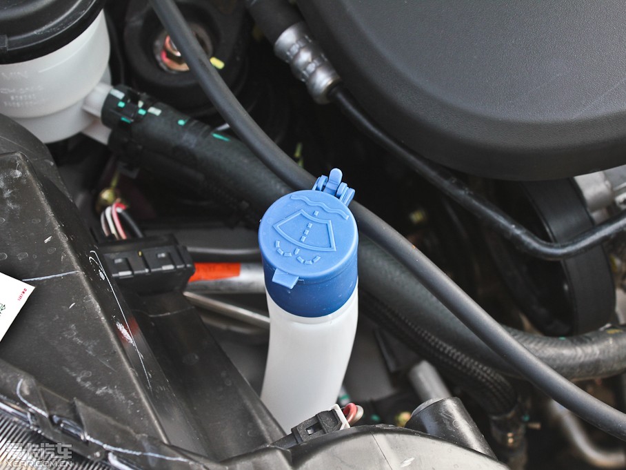 2013݄(dng) 1.6L Ԅ(dng)Ӣ V