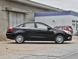 2013款1.6L 自动豪华版 京V 整体外观