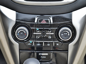 2013款1.6L 自动豪华版 京V 空调调节