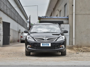 2013款1.6L 手动豪华版 京V 正前