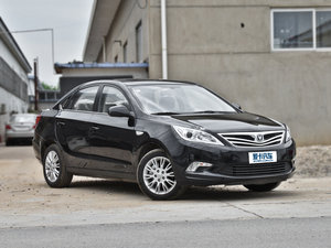 2013款1.6L 手动豪华版 京V 整体外观