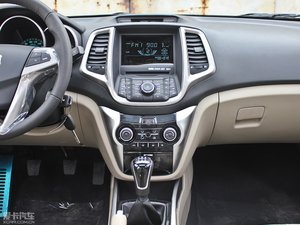 2013款1.6L 手动豪华版 京V 中控台