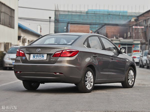 2013款1.6L 自动精英版 京V 整体外观