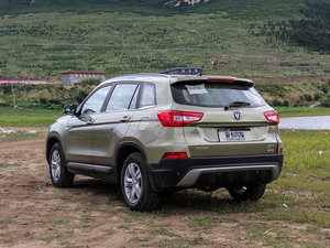 2014款1.8T 自动尊贵版 国IV 左后45度