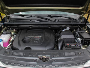 2014款1.8T 自动尊贵版 国IV 发动机