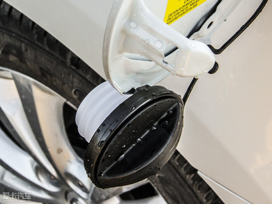 2014���݄� 1.6L �ք����F�� 