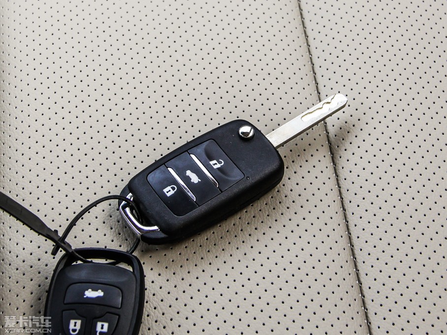 2014���݄� 1.6L �ք����F�� 